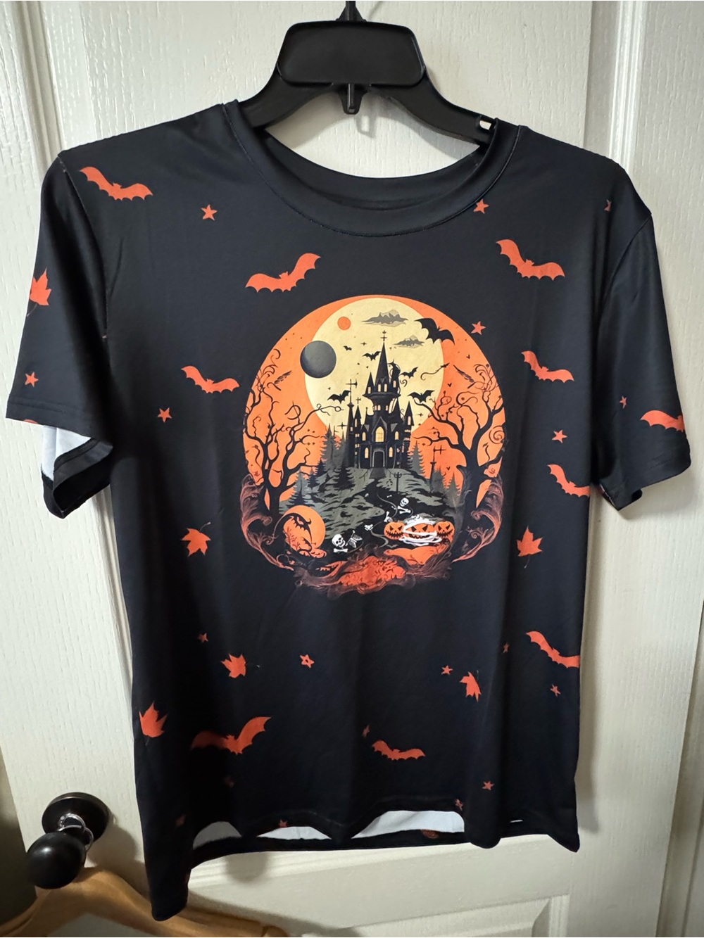 Halloween Haunted House & Flying Bats Graphic T-Shirt - Size XL